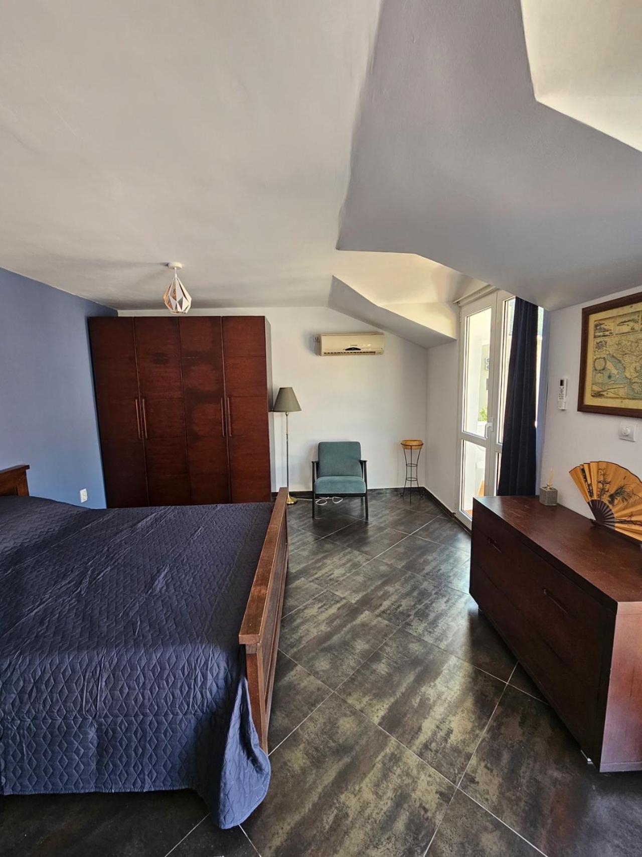 Charming Flat - Balcony With Mountain View, Near Budva
